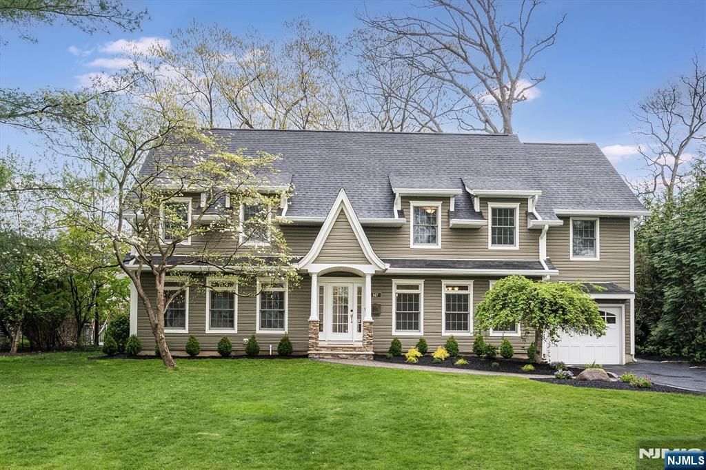 Photo of 147 Winslow Terrace, Glen Rock, NJ 07452 (MLS # 25039826)