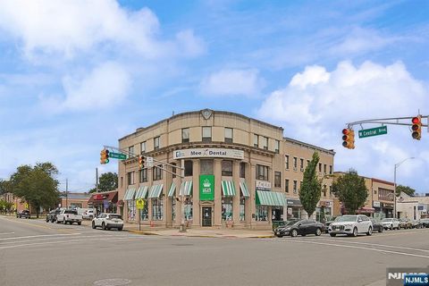 Photo of 280 Broad Avenue #3F, Palisades Park, NJ 07650 (MLS # 26002653)