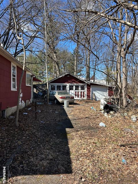 Photo of 56 Burnet Street, Livingston, NJ 07039 (MLS # 26009018)