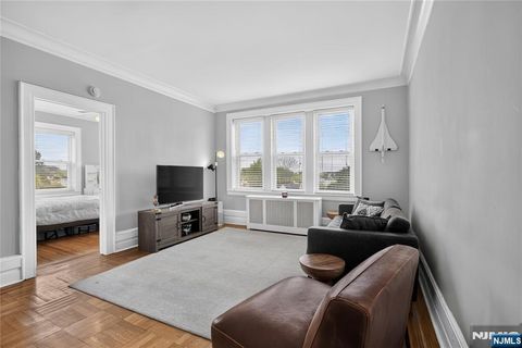 Photo of 16 Forest Street #302, Montclair, NJ 07042 (MLS # 26023642)