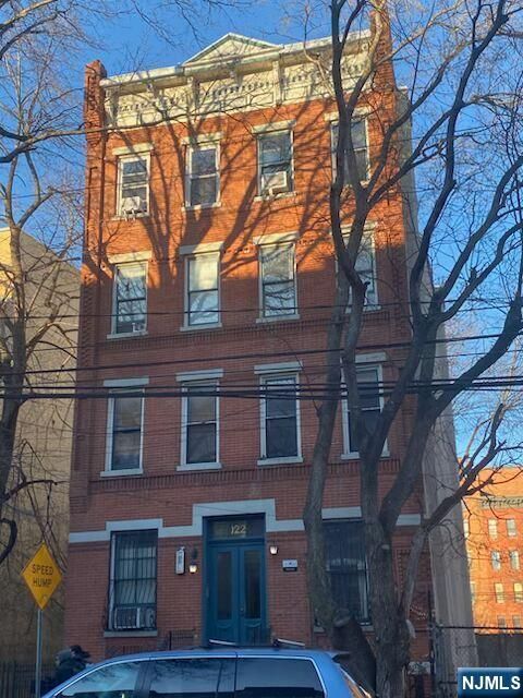 122 Bright Street 4 W Jersey City NJ 07302