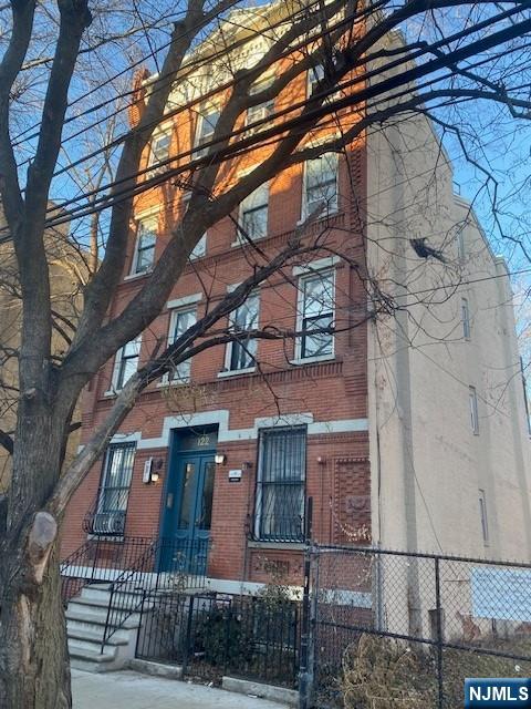 122 Bright Street 4 W