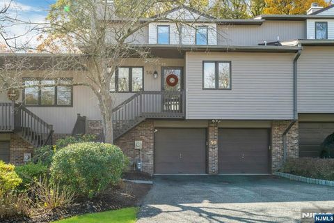 56 Peach Hill Court Ramsey NJ 07446