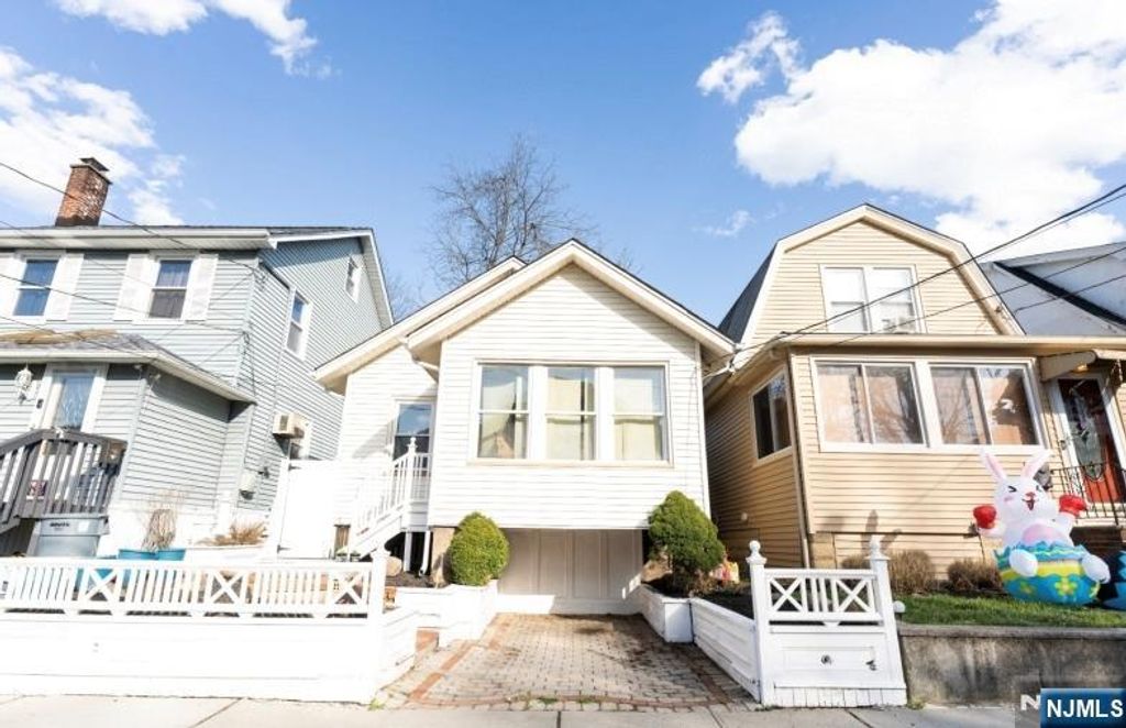 Photo of 78 Beech Street, Belleville, NJ 07109 (MLS # 26016157)