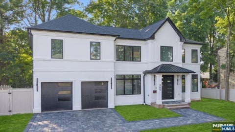 Photo of 389 Mercer Avenue, River Edge, NJ 07661 (MLS # 26035252)