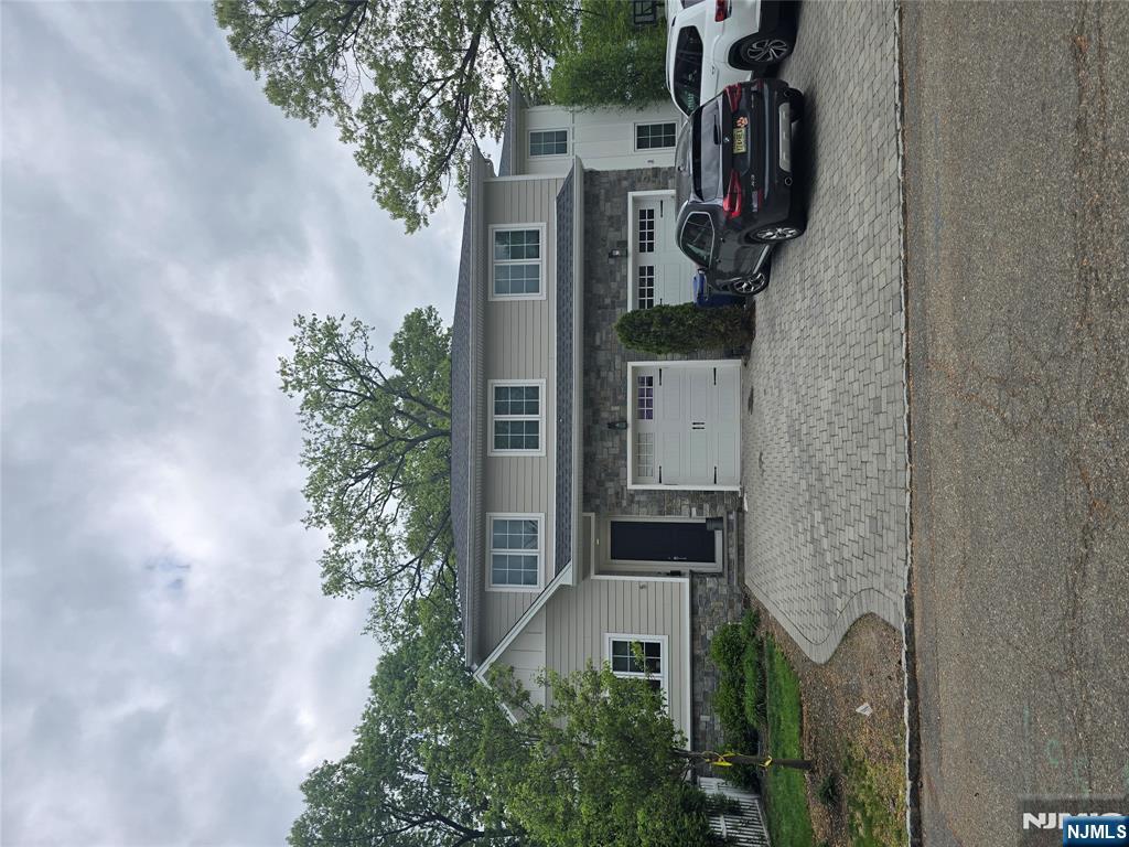 Rental Property at 3 Benjamin, Tenafly, New Jersey - Bedrooms: 5 
Bathrooms: 4 
Rooms: 8  - $7,500 MO.