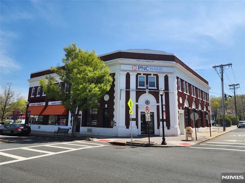 Photo of 353 Broad Avenue #2nd Floor, Leonia, NJ 07605 (MLS # 25021445)