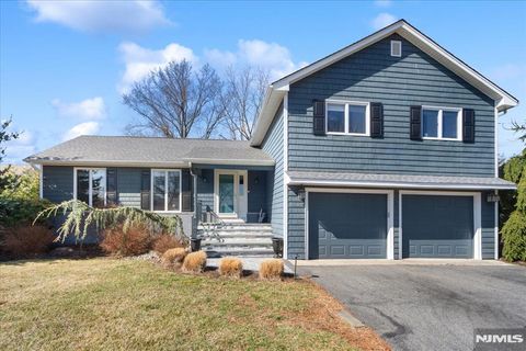 25 Morris Avenue, Montville Township, NJ 07045 - MLS#: 25008906