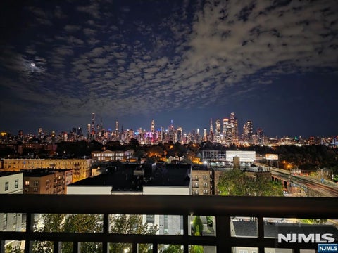 Photo of 3312 Hudson AVE #7F, Union City, NJ 07087 (MLS # 26040031)