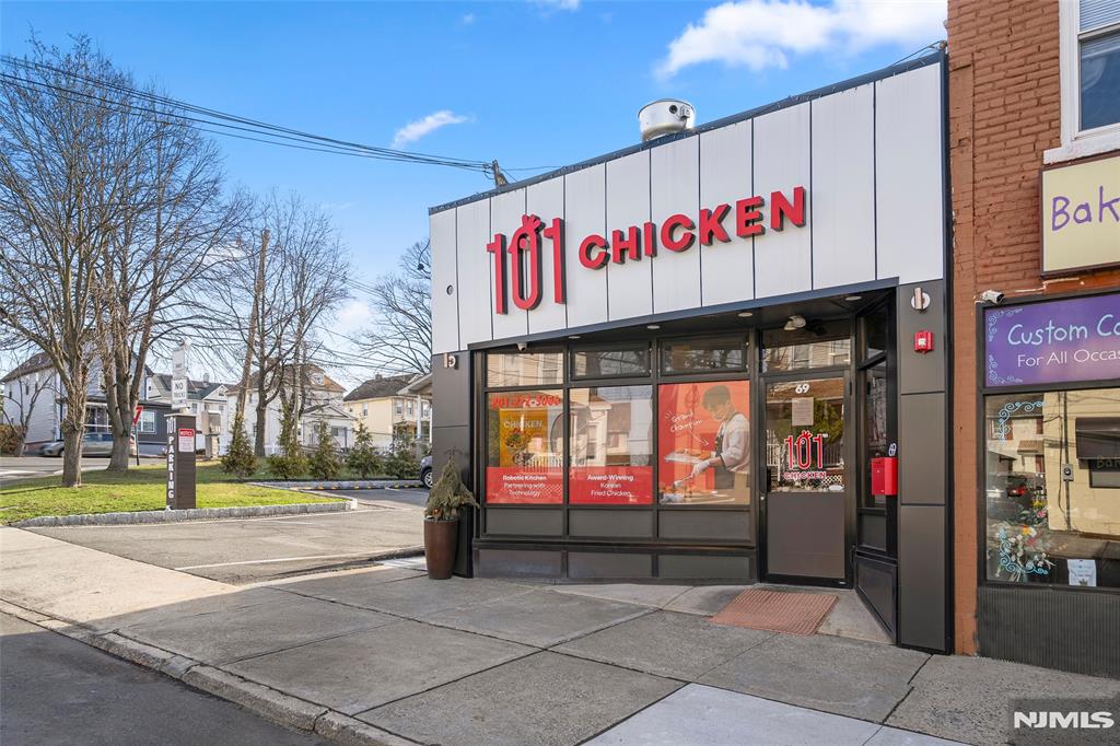 69-71 Ridgefield Avenue