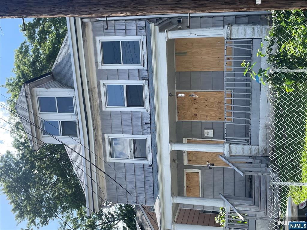 139 Myrtle Avenue