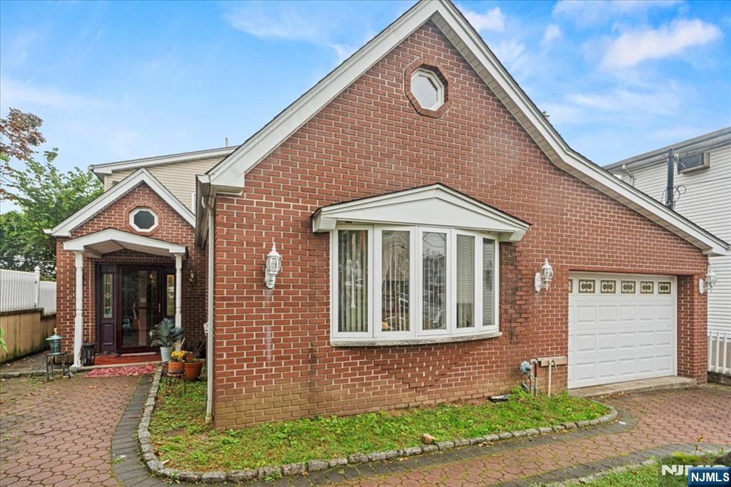 Photo of 652 Prospect Avenue, Fairview, NJ 07022 (MLS # 25033600)