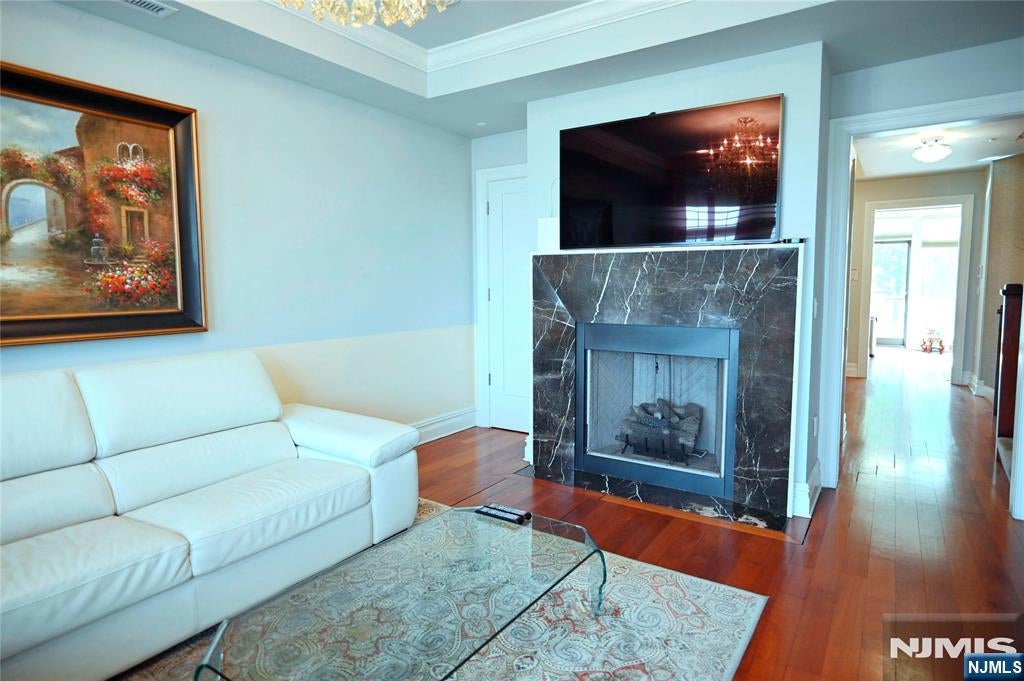 4 Henley Place 4