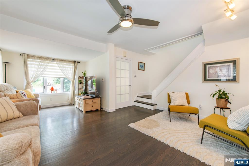 12 Ackerman Street