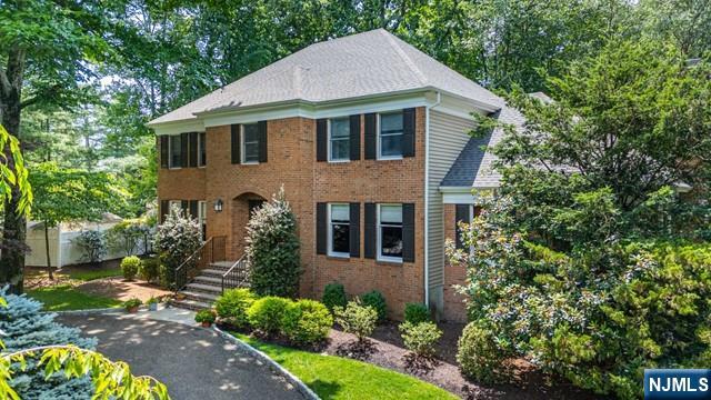 5 Hurley Court