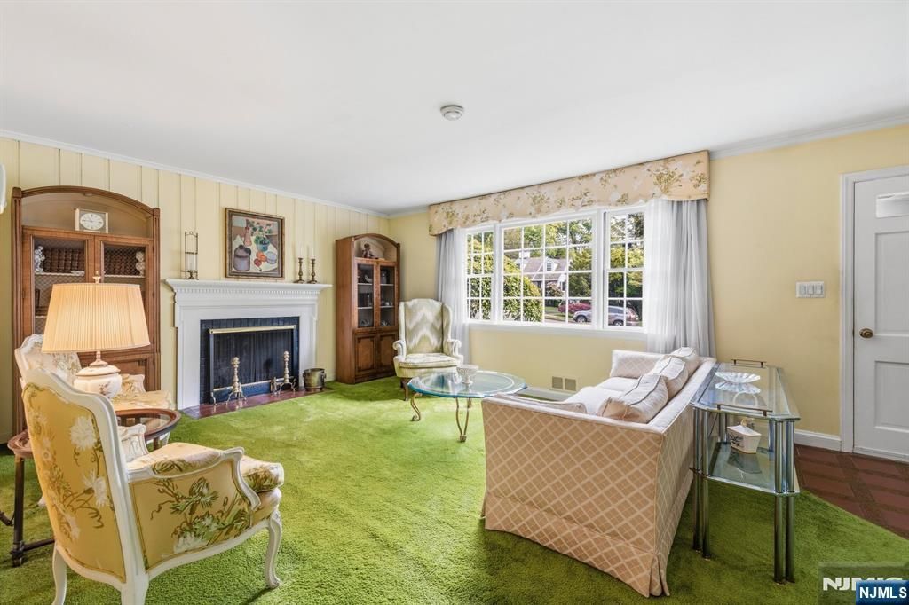 Photo of 46 Kenmore Place, Glen Rock, NJ 07452 (MLS # 26016458)
