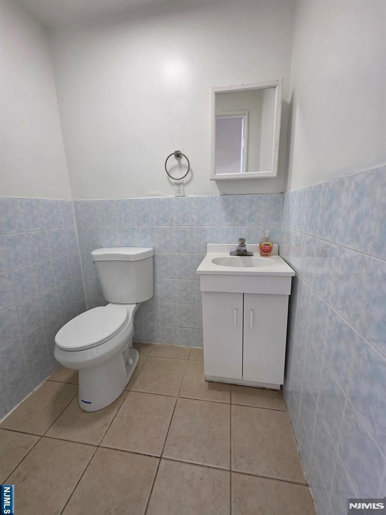 30 Fort Lee Road