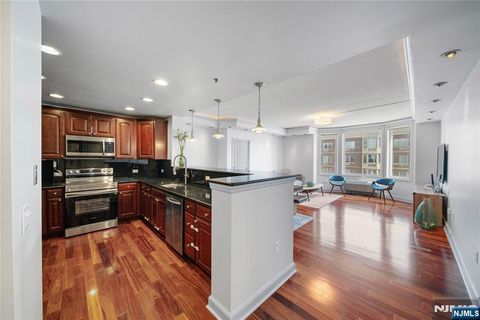 Photo of 6402 City PL, Edgewater, NJ 07020 (MLS # 26015765)