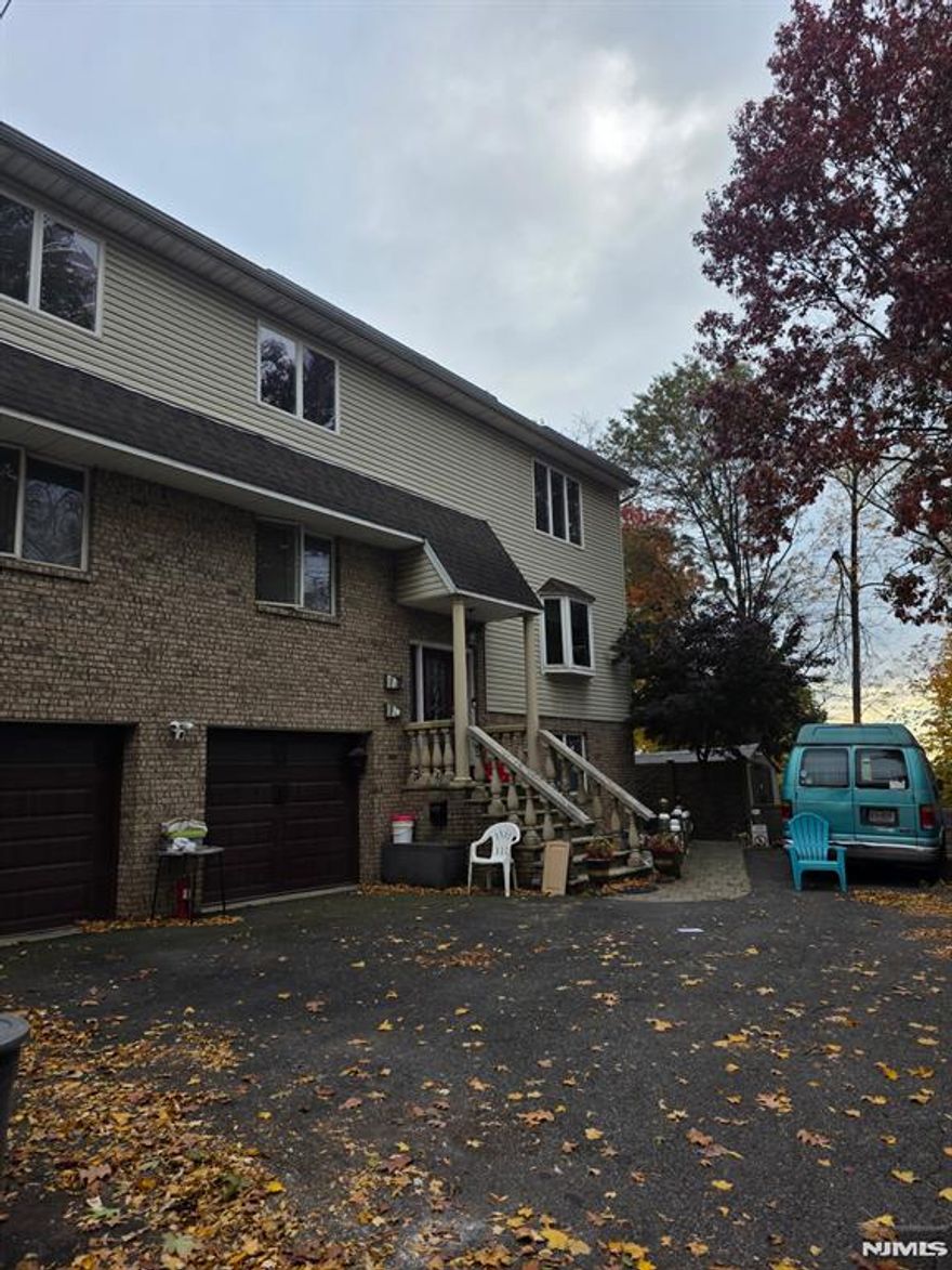 Charming 2nd-floor unit in a two-family house, currently undergoing renovation. Located on a quiet dead-end street on the borderline of Ridgefield (end of cul-de-sac). The unit features 3 bedrooms with full-size closets, 2 full bathrooms, a living room, a formal dining room, and an eat-in kitchen. Includes central air, hardwood floors, and kitchen appliances less than 2 years oldâ€”plenty of parking and close to bus stop and public transportation. Pets allowed.