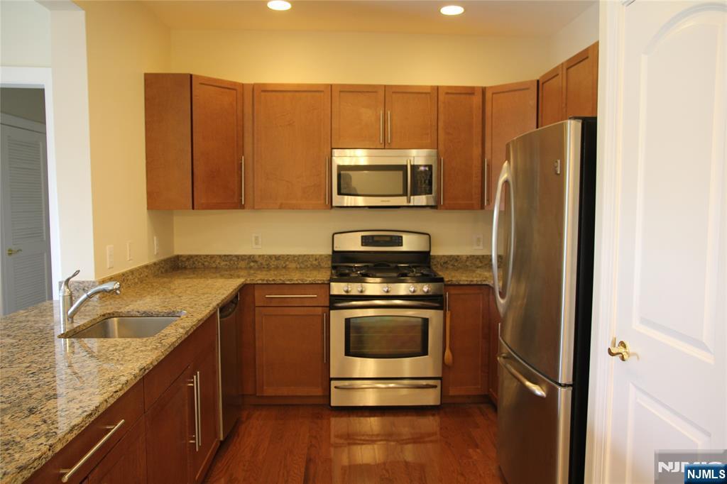 2106 Windsor Park Court