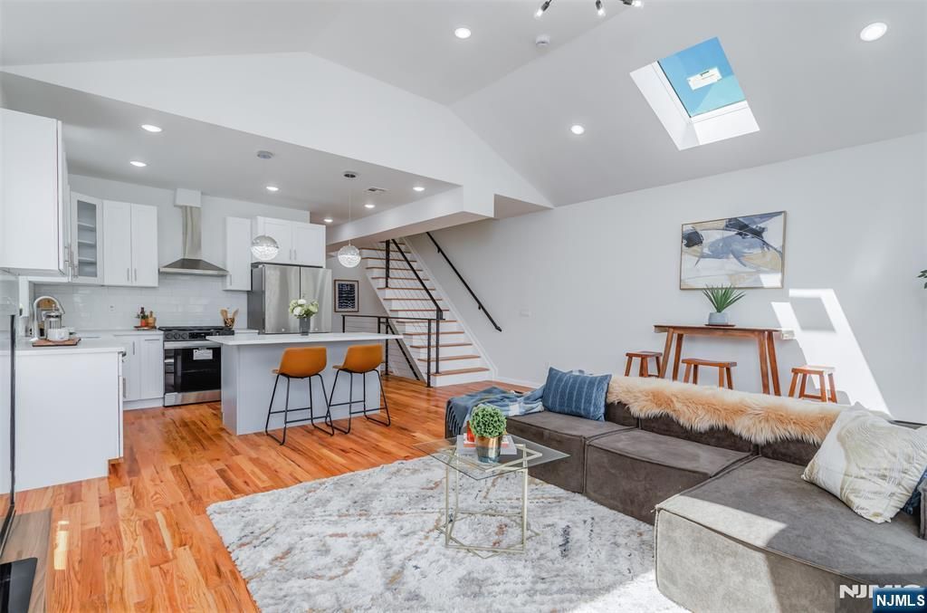 Photo of 85 Myrtle Avenue #2, Jersey City, NJ 07305 (MLS # 25042061)