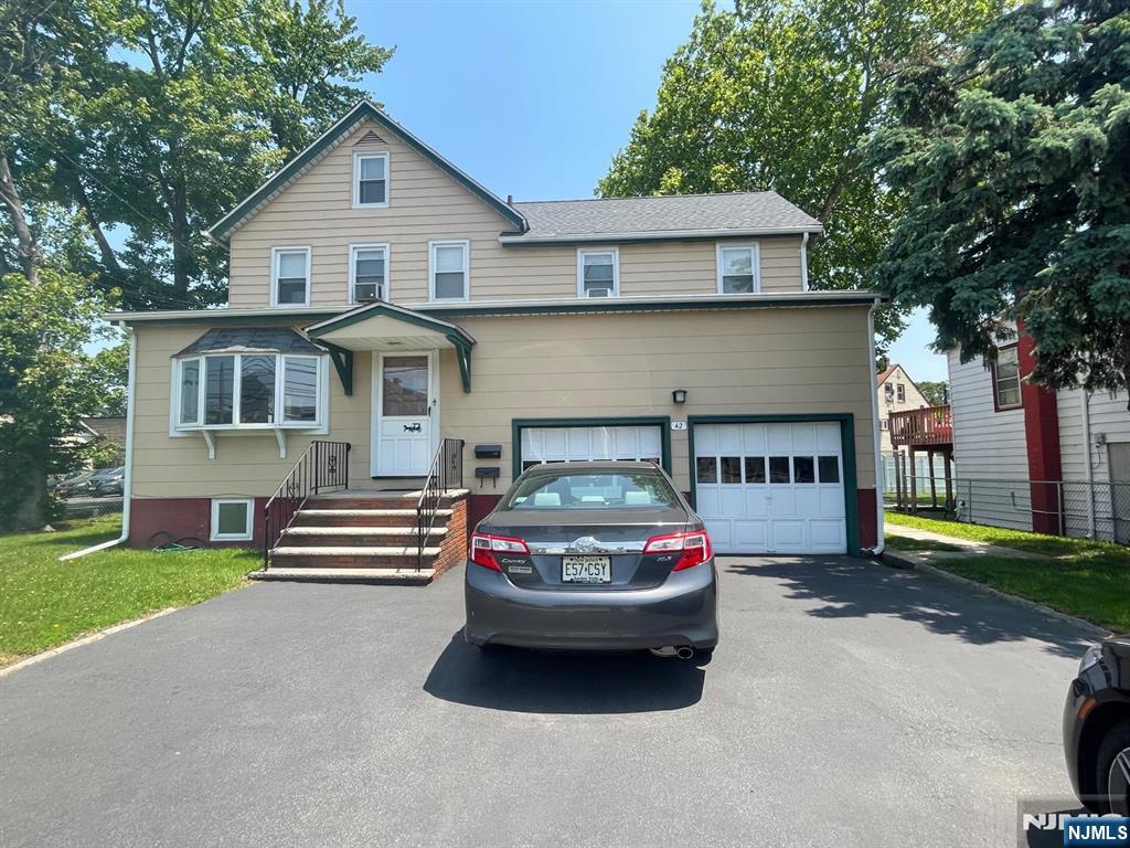 Rental Property at 42 Liberty St Ground Flo, Little Ferry, New Jersey - Bedrooms: 1 
Bathrooms: 1 
Rooms: 3  - $1,545 MO.