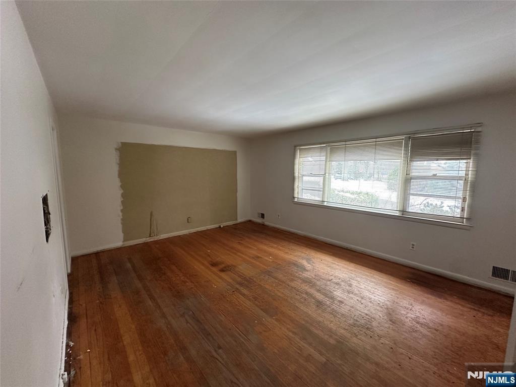 633 Wilmerding Avenue