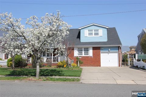 Photo of 183 Lee Street, Elmwood Park, NJ 07407 (MLS # 26023887)