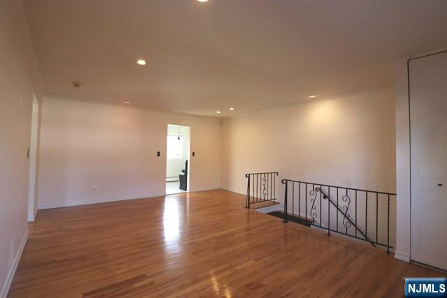 22 Regency Park