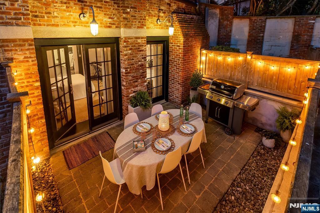 25 Clark Street 205