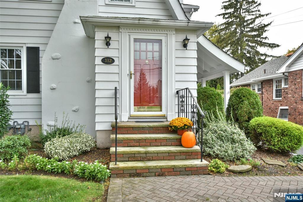 312 Harrison Avenue