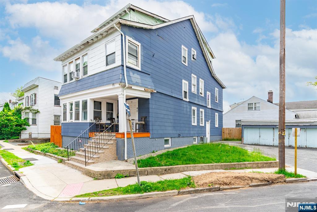 59 Adams Street