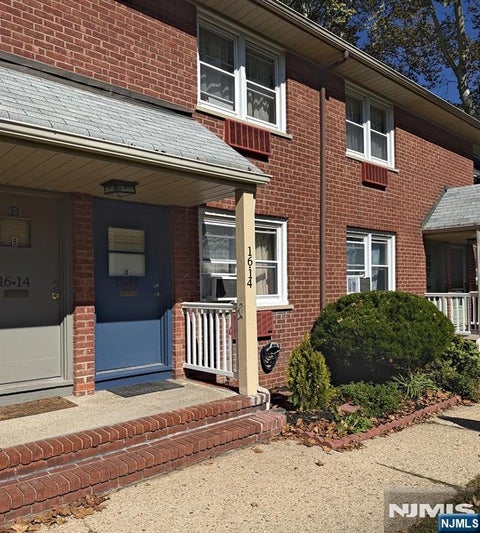 Photo of 1614 Plaza Road #1614A, Fair Lawn, NJ 07410 (MLS # 26038378)