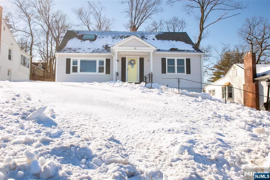 Photo of 80 Lessing Road, West Orange, NJ 07052 (MLS # 26004493)