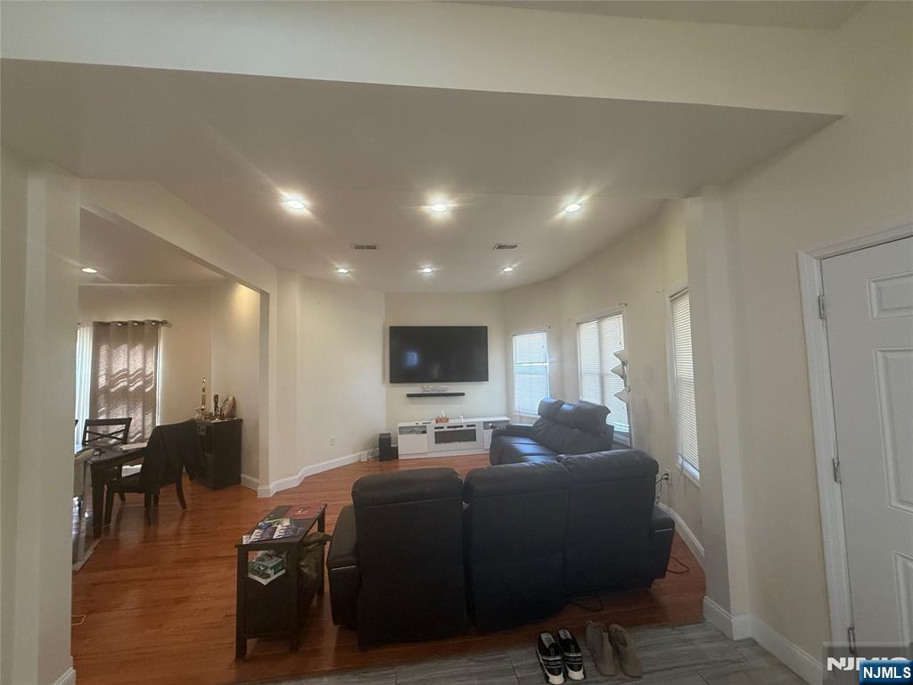 184 Halsted Street