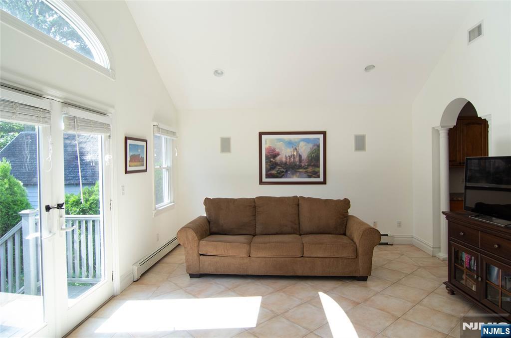 46 Grand Street