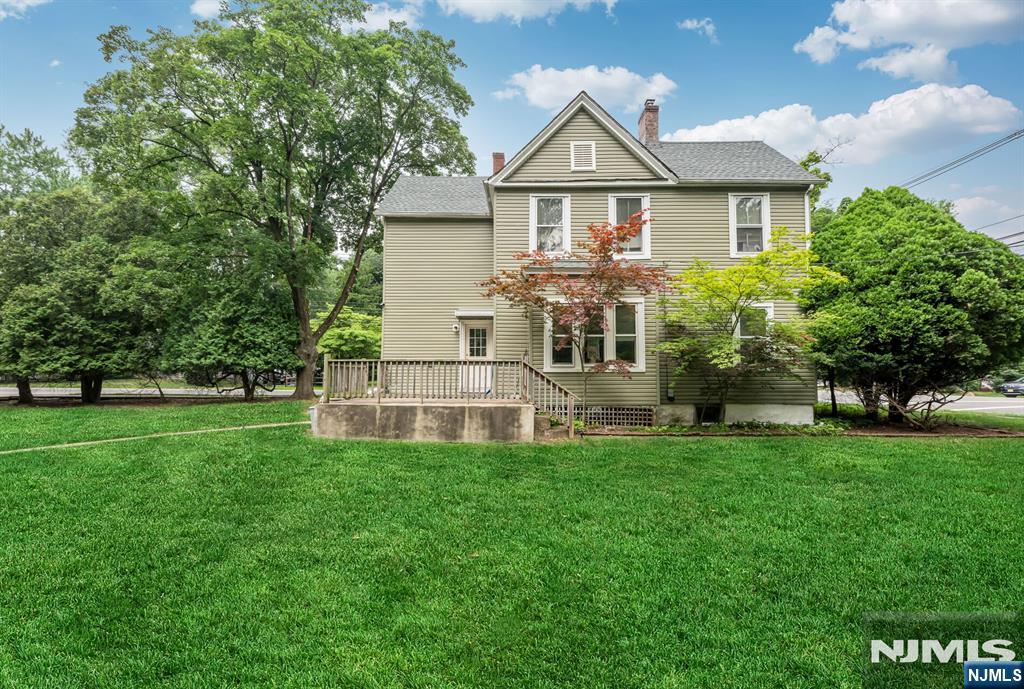 7 Hardenburgh Avenue