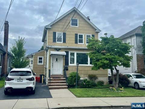 Photo of 455 Columbia Ave #1, Cliffside Park, NJ 07010 (MLS # 26030934)