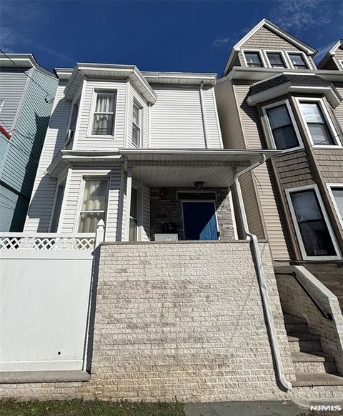 Photo of 23 Oak Street, Paterson, NJ 07501 (MLS # 26000960)