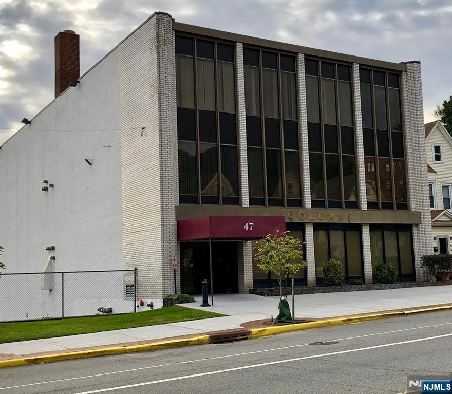 Highly sought after building " The Columns". Minutes to NYC bus and train. Large parking lot. Blocks to Route 17 and Route 3. Copy of floor plan and layout available thru listing office. Set up as Doctors Group offices. Can be rented as one large space or divided into two smaller units. Already built out as Doctors offices