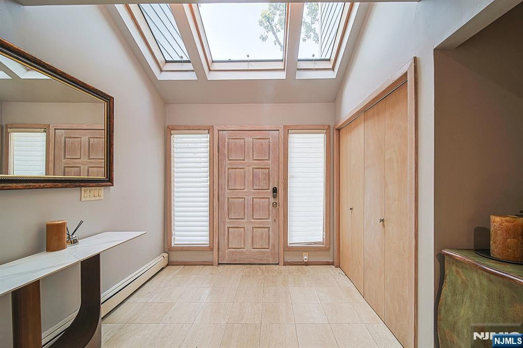 570 Grandview Terrace