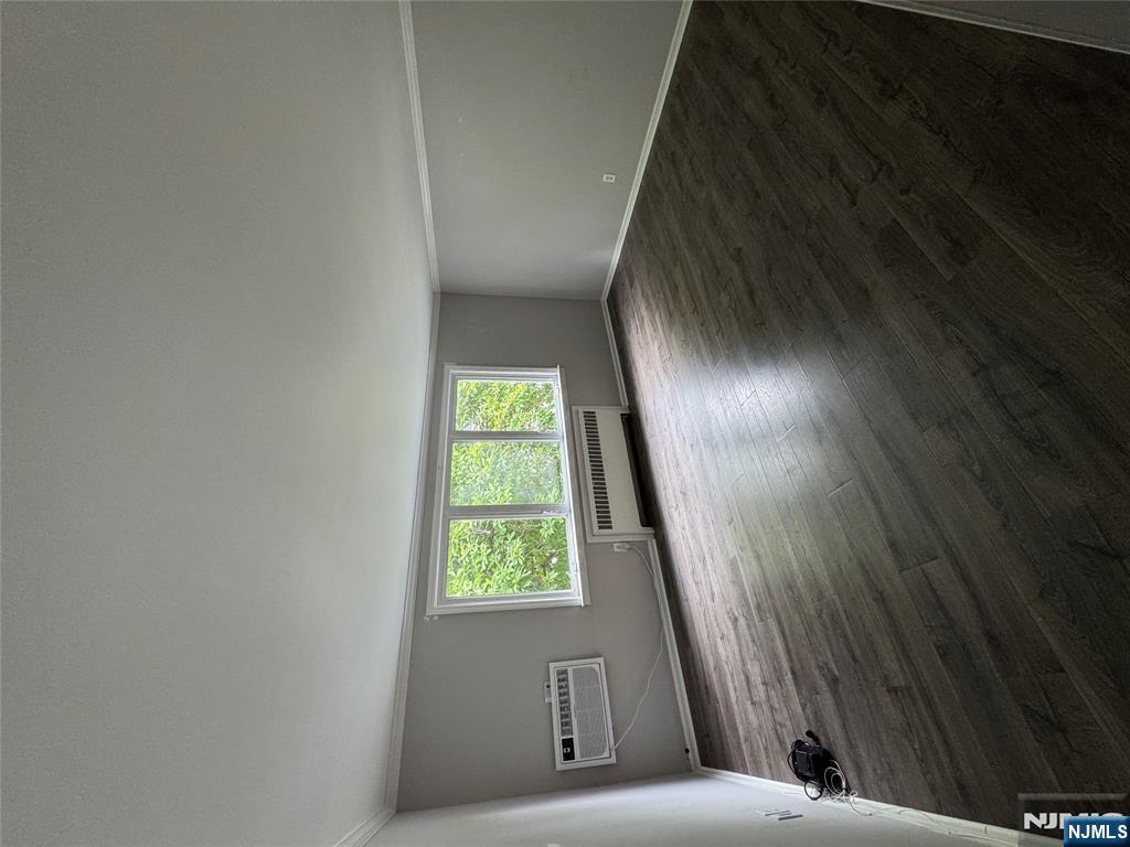 322 Broughton Avenue 2