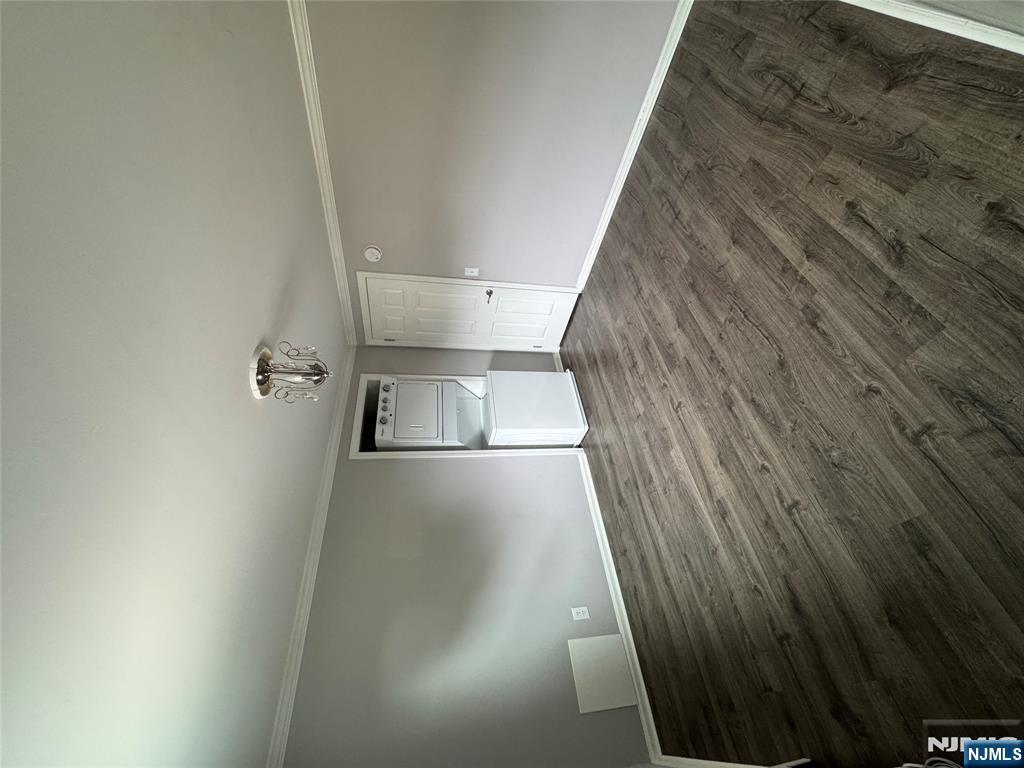 322 Broughton Avenue 2