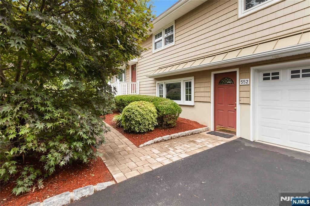 Photo of 552 Burlington Street, Paramus, NJ 07652 (MLS # 25030205)