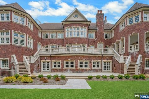 Photo of 67 Robin Lane, Alpine, NJ 07620 (MLS # 26014249)