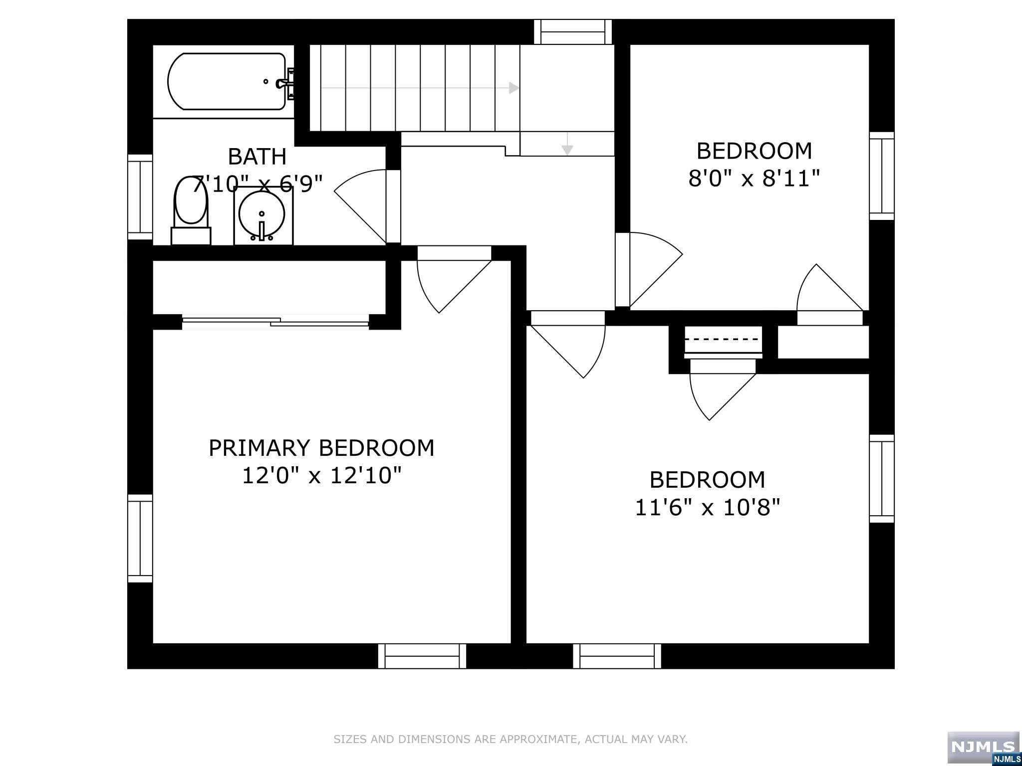 Main image without alt text