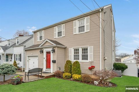 Photo of 49 9th Street, North Arlington, NJ 07031 (MLS # 26008644)