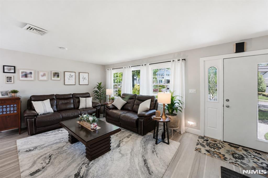 12 Willis Drive