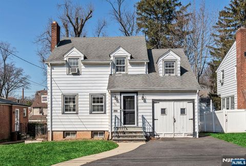 Photo of 766 Salem Street, Teaneck, NJ 07666 (MLS # 26004485)