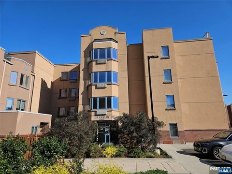 Photo of 603 Franklin Court #L603, Edgewater, NJ 07020 (MLS # 25035506)